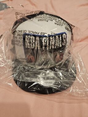 New Era 9FIFTY Snapback Hat in White and Black